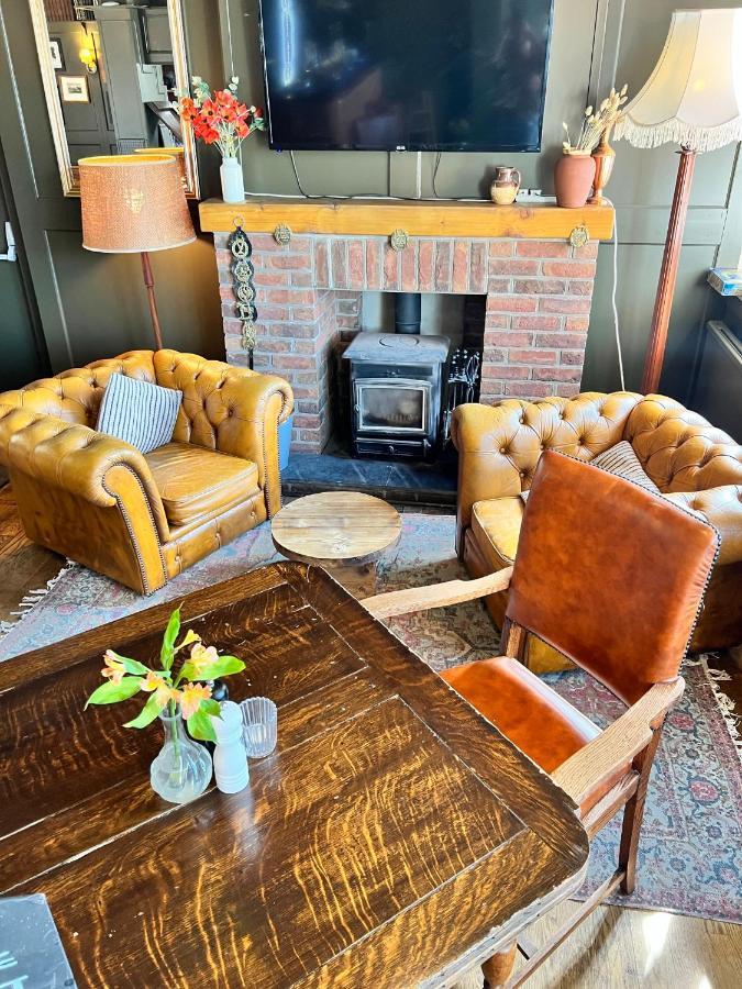 White Hart Bed & Breakfast Alton  Eksteriør bilde